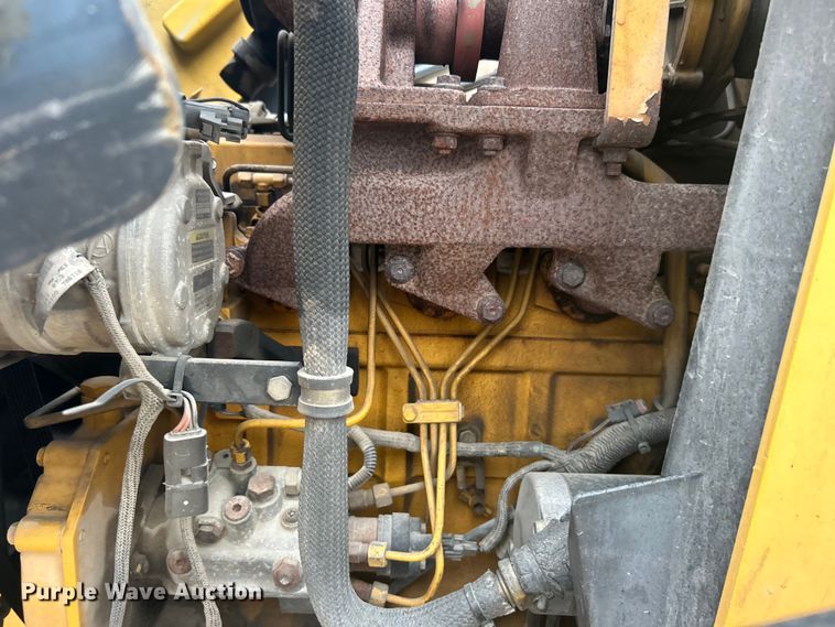 image for item EG0289 2008 John Deere 310SJ backhoe