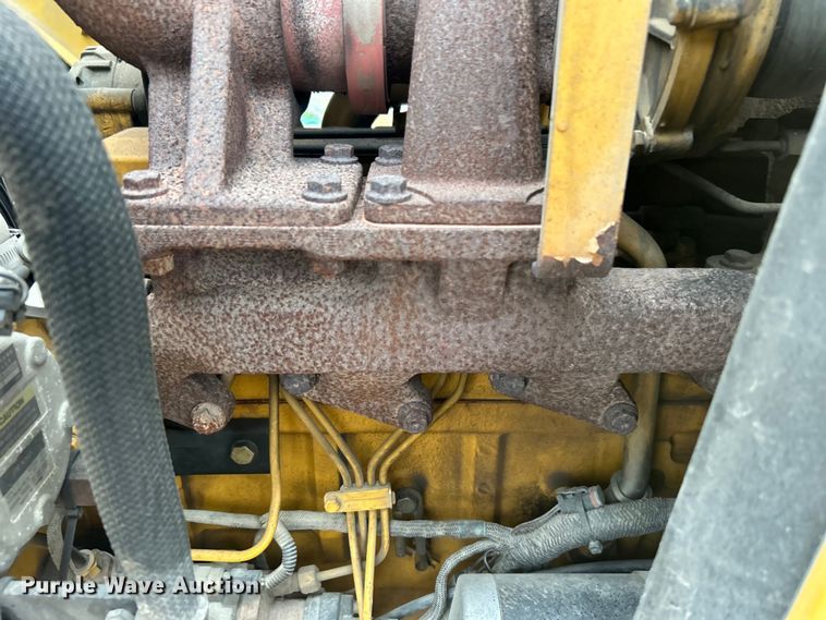 image for item EG0289 2008 John Deere 310SJ backhoe