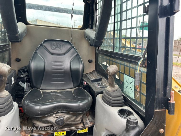 image for item EG0293 2010 Caterpillar 257B Series II tracked skid steer loader