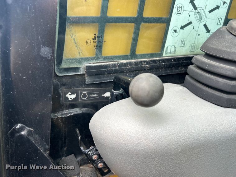 image for item EG0293 2010 Caterpillar 257B Series II tracked skid steer loader