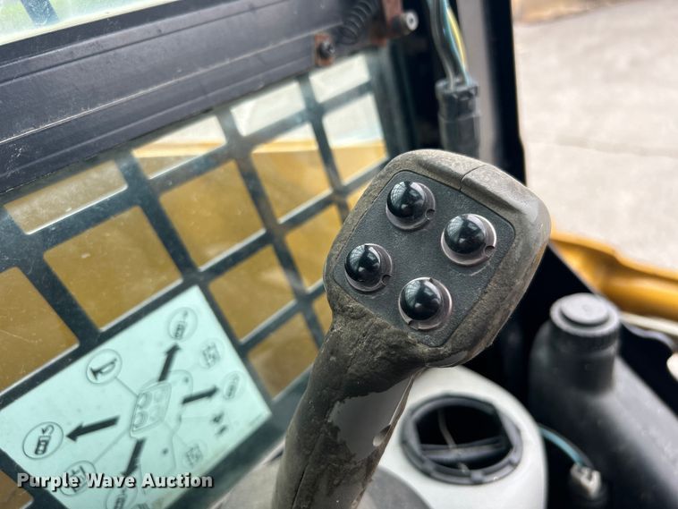 image for item EG0293 2010 Caterpillar 257B Series II tracked skid steer loader