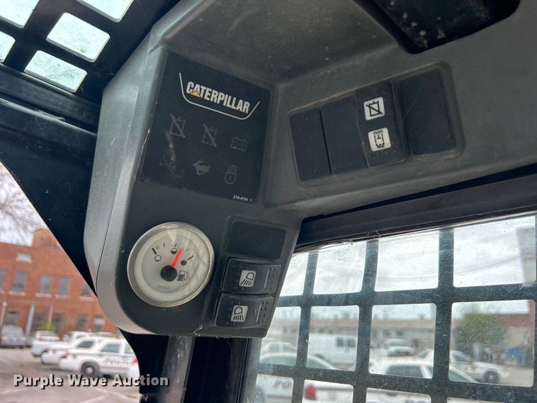 image for item EG0293 2010 Caterpillar 257B Series II tracked skid steer loader