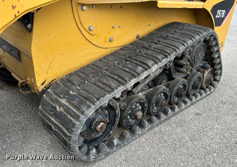 image for item EG0293 2010 Caterpillar 257B Series II tracked skid steer loader