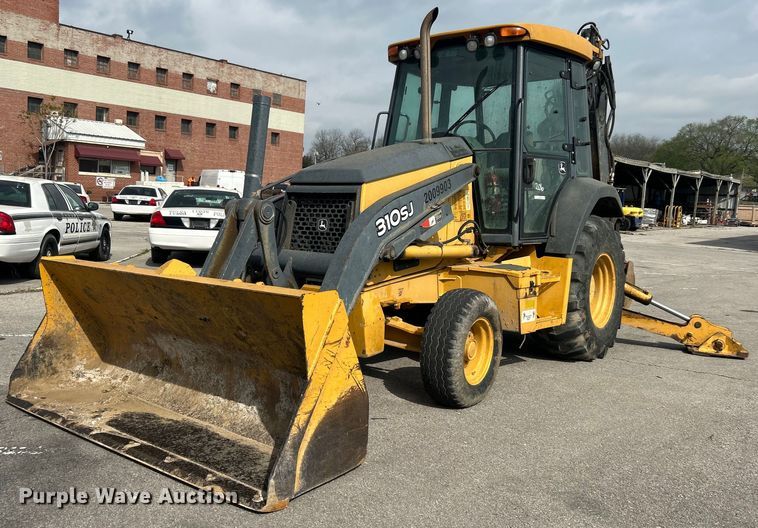 image for item EG0298 2009 John Deere  310SJ backhoe