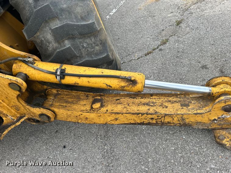 image for item EG0298 2009 John Deere  310SJ backhoe