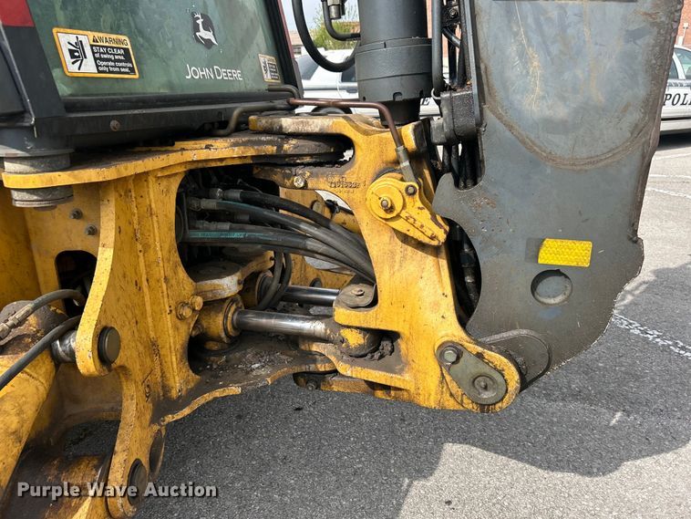 image for item EG0298 2009 John Deere  310SJ backhoe