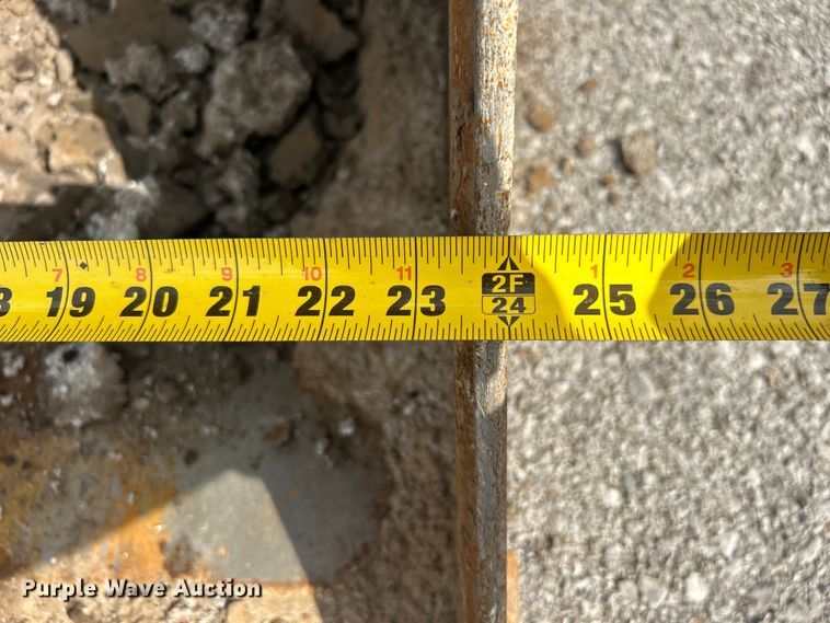 image for item EG0298 2009 John Deere  310SJ backhoe