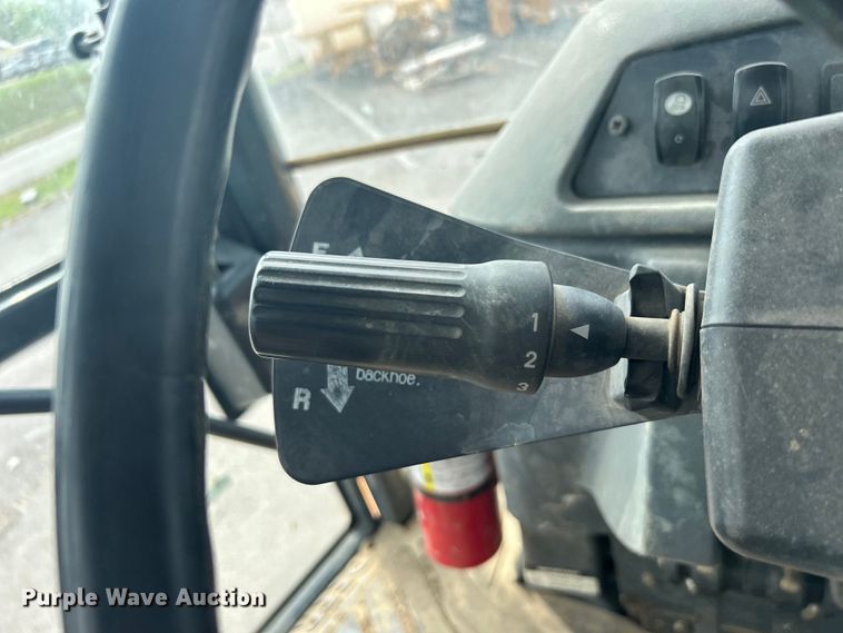 image for item EG0298 2009 John Deere  310SJ backhoe