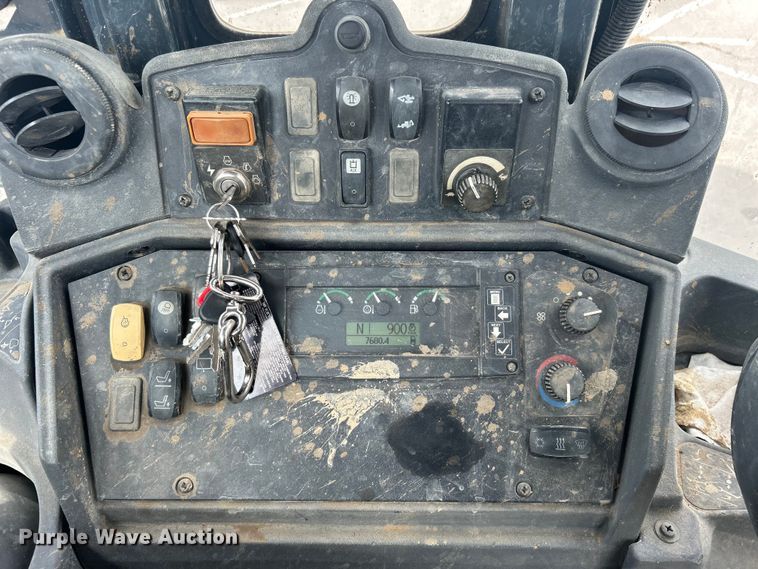 image for item EG0298 2009 John Deere  310SJ backhoe