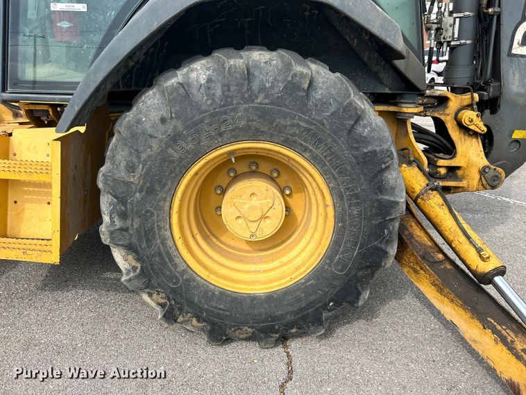 image for item EG0298 2009 John Deere  310SJ backhoe