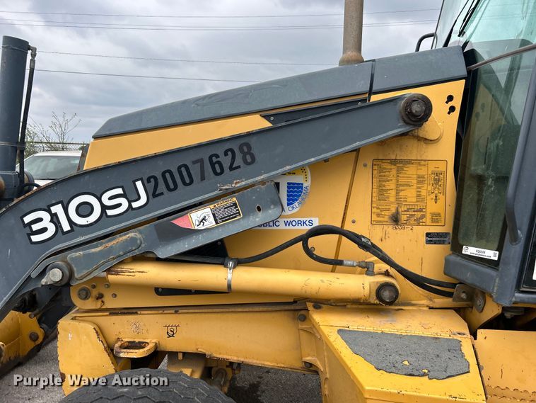 image for item EG0306 2008 John Deere 310SJ backhoe