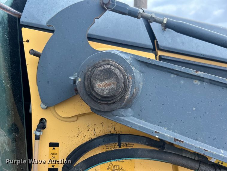 image for item EG0306 2008 John Deere 310SJ backhoe