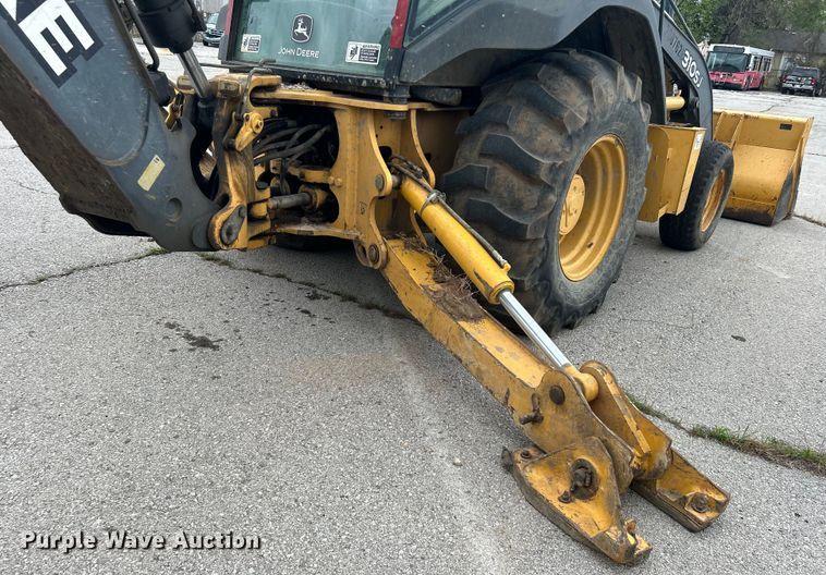 image for item EG0306 2008 John Deere 310SJ backhoe
