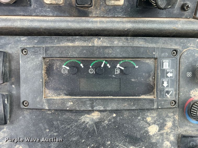 image for item EG0306 2008 John Deere 310SJ backhoe