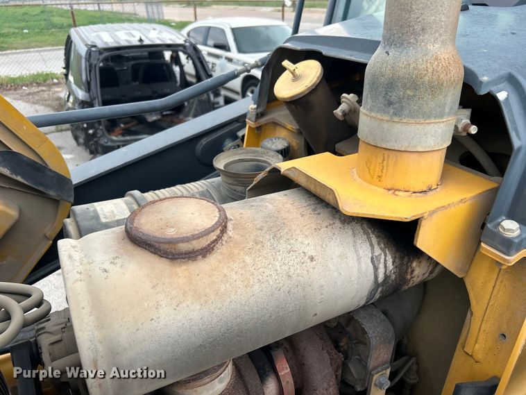 image for item EG0306 2008 John Deere 310SJ backhoe