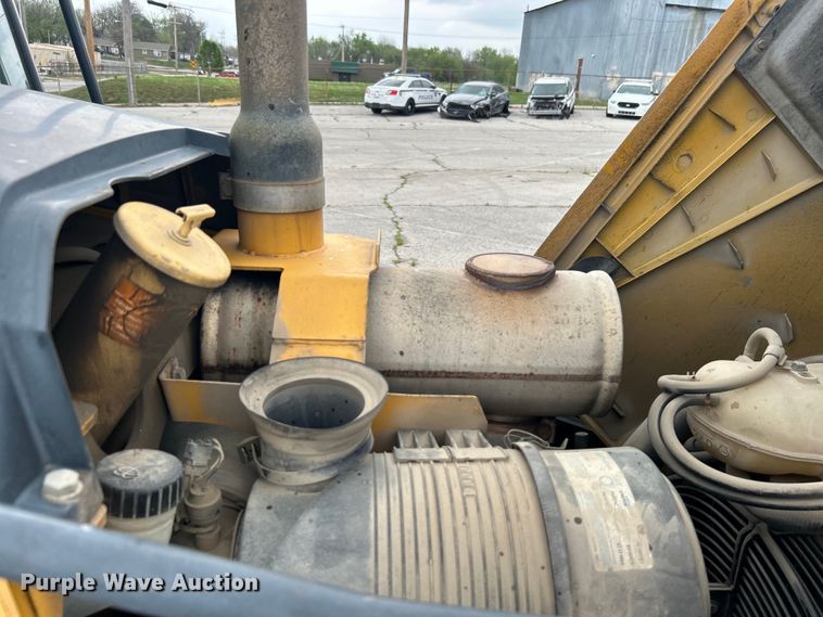 image for item EG0306 2008 John Deere 310SJ backhoe