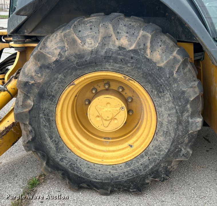 image for item EG0306 2008 John Deere 310SJ backhoe