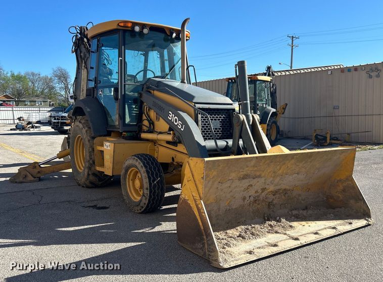 image for item EG0330 2009 John Deere 310SJ backhoe