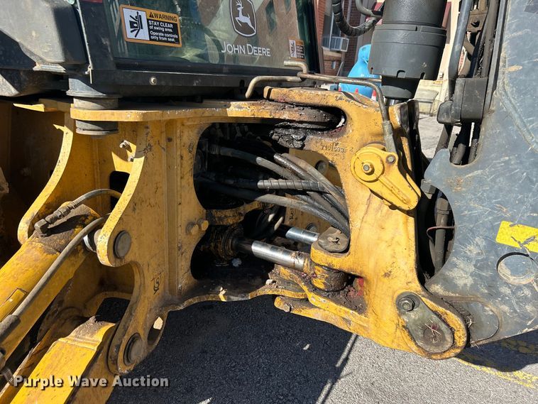 image for item EG0330 2009 John Deere 310SJ backhoe