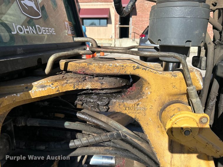 image for item EG0330 2009 John Deere 310SJ backhoe