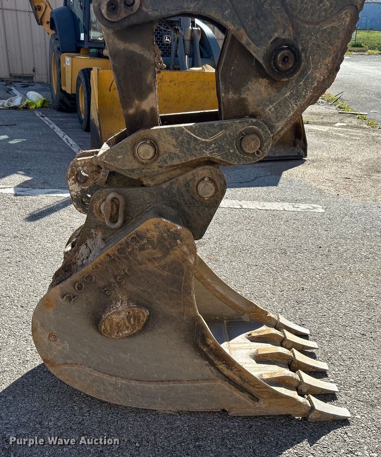 image for item EG0330 2009 John Deere 310SJ backhoe