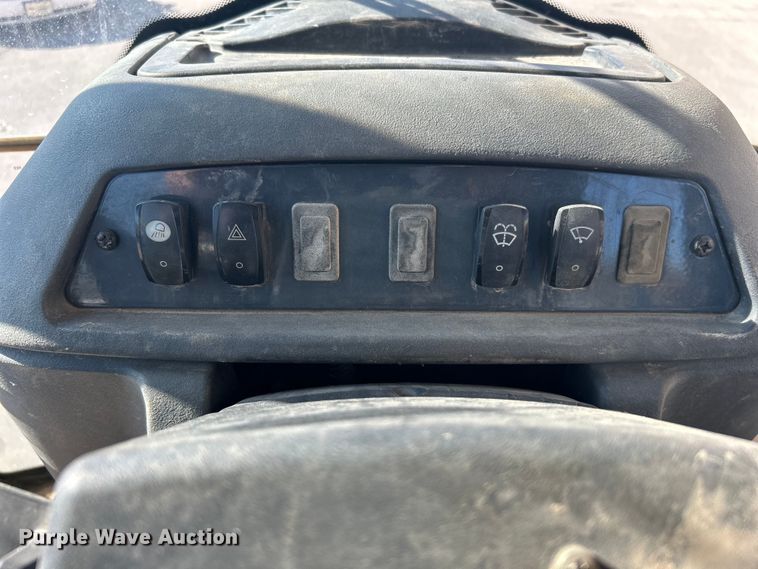 image for item EG0330 2009 John Deere 310SJ backhoe