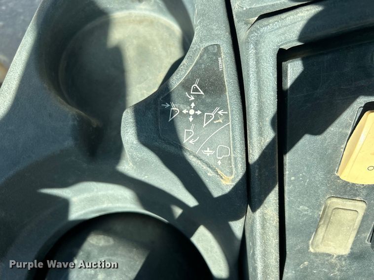 image for item EG0330 2009 John Deere 310SJ backhoe