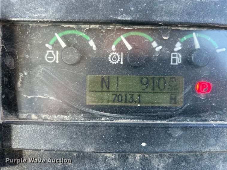 image for item EG0330 2009 John Deere 310SJ backhoe