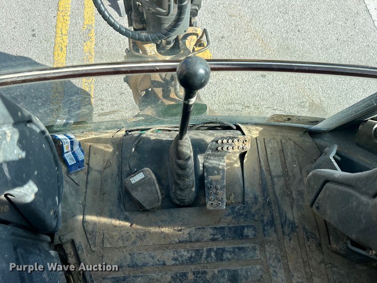 image for item EG0330 2009 John Deere 310SJ backhoe