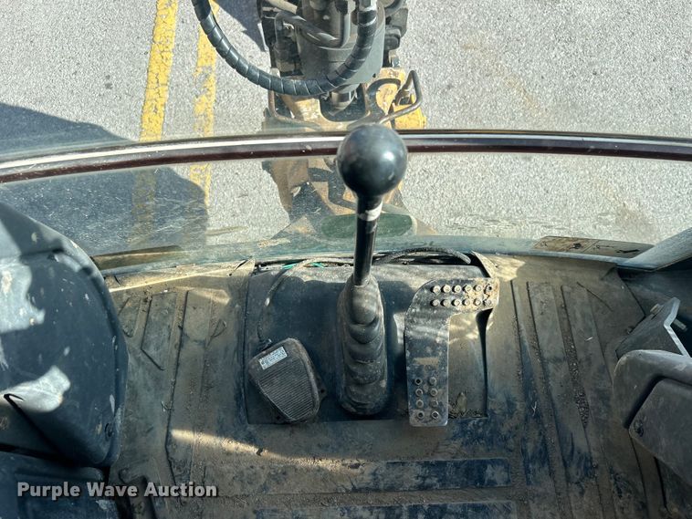 image for item EG0330 2009 John Deere 310SJ backhoe