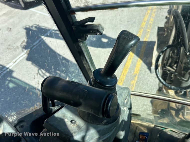 image for item EG0330 2009 John Deere 310SJ backhoe