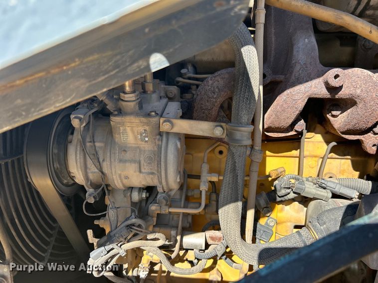 image for item EG0330 2009 John Deere 310SJ backhoe