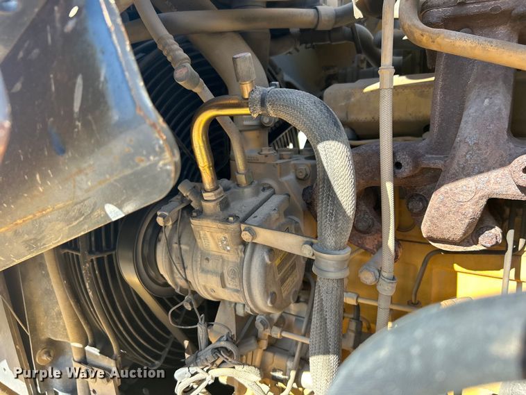 image for item EG0330 2009 John Deere 310SJ backhoe