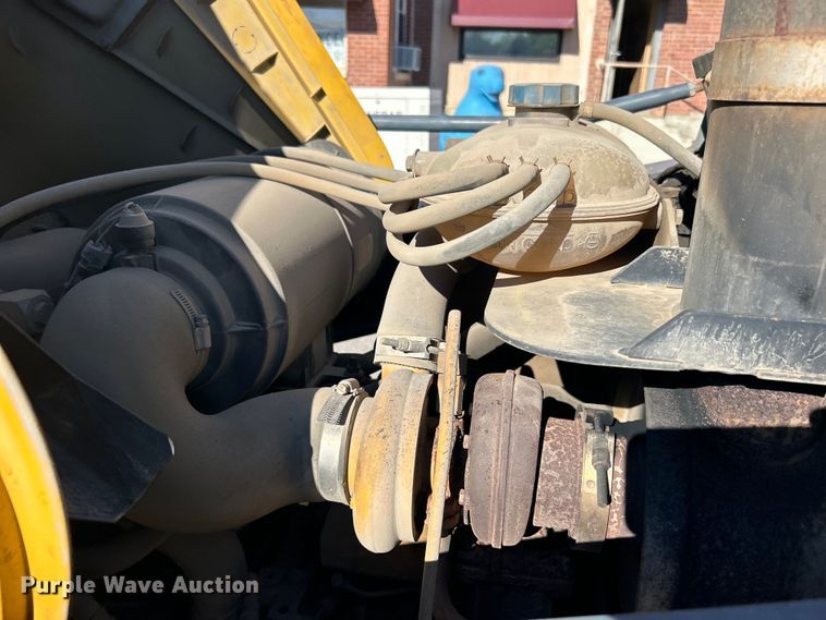 image for item EG0330 2009 John Deere 310SJ backhoe