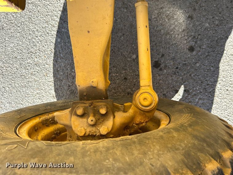 image for item EG0330 2009 John Deere 310SJ backhoe