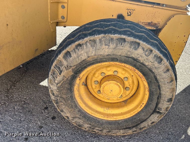 image for item EG0330 2009 John Deere 310SJ backhoe