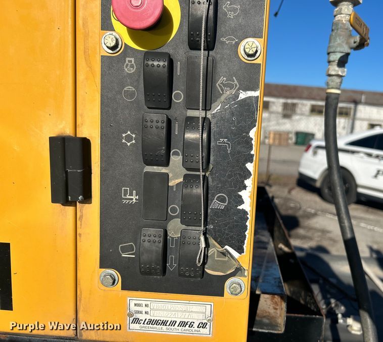 image for item EG0332 2012 Vermeer V800X205S.D. vacuum excavator