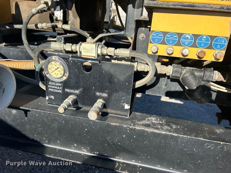 image for item EG0332 2012 Vermeer V800X205S.D. vacuum excavator