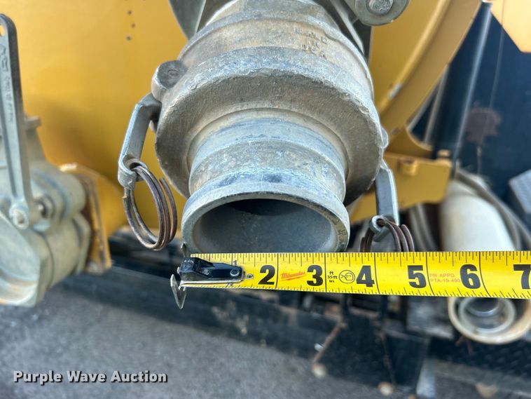 image for item EG0332 2012 Vermeer V800X205S.D. vacuum excavator