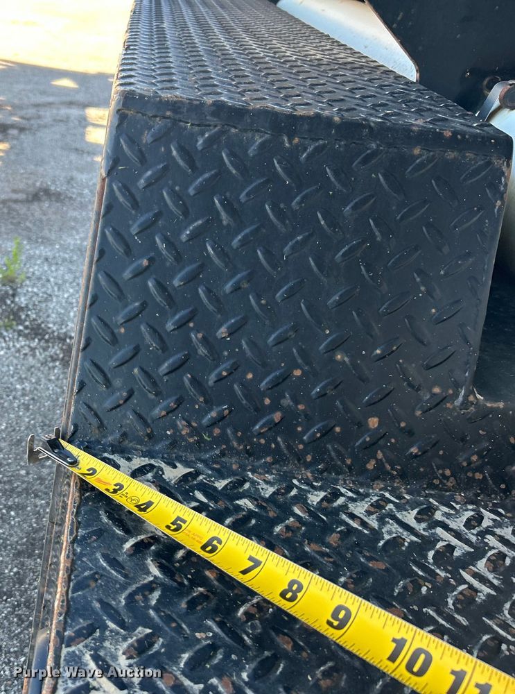 image for item EG0332 2012 Vermeer V800X205S.D. vacuum excavator