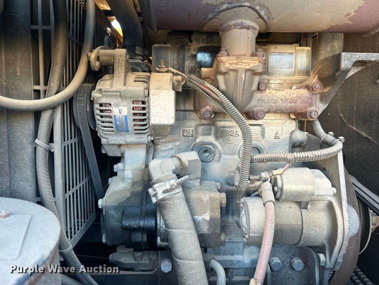 image for item EG0332 2012 Vermeer V800X205S.D. vacuum excavator