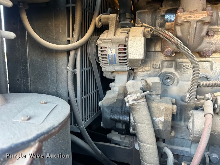 image for item EG0332 2012 Vermeer V800X205S.D. vacuum excavator