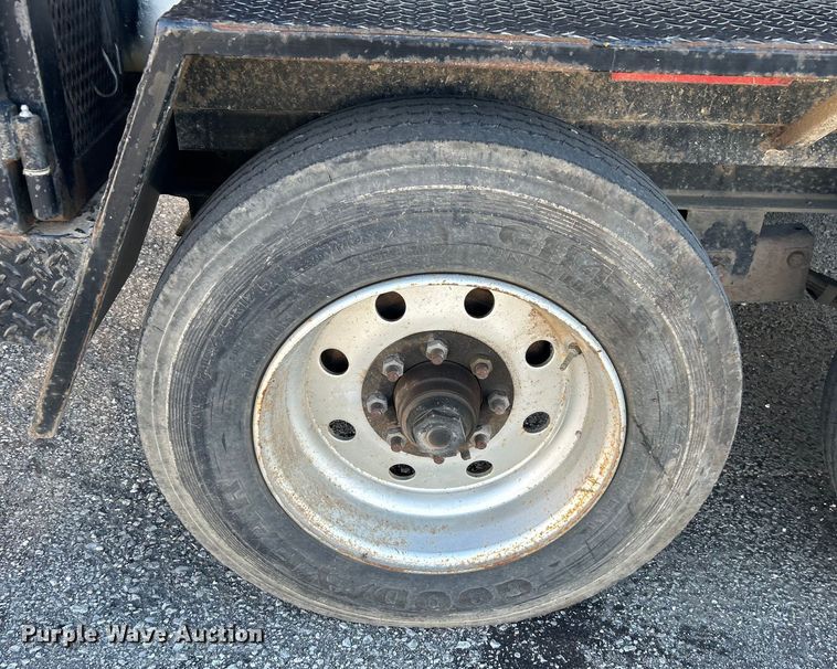 image for item EG0332 2012 Vermeer V800X205S.D. vacuum excavator