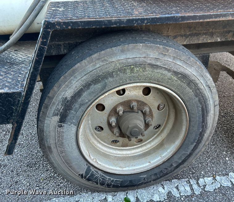 image for item EG0332 2012 Vermeer V800X205S.D. vacuum excavator