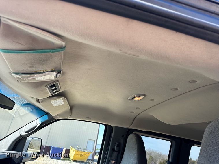 image for item EH6627 2010 Chevrolet Express van