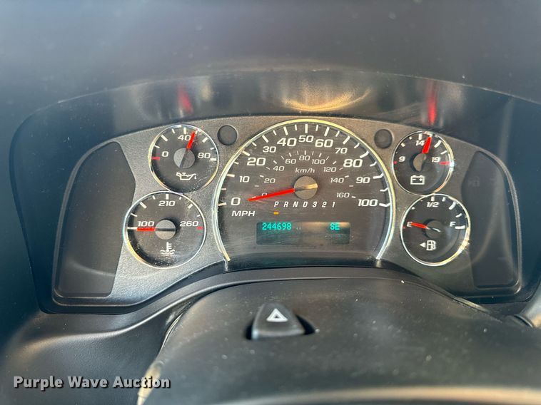 image for item EH6627 2010 Chevrolet Express van