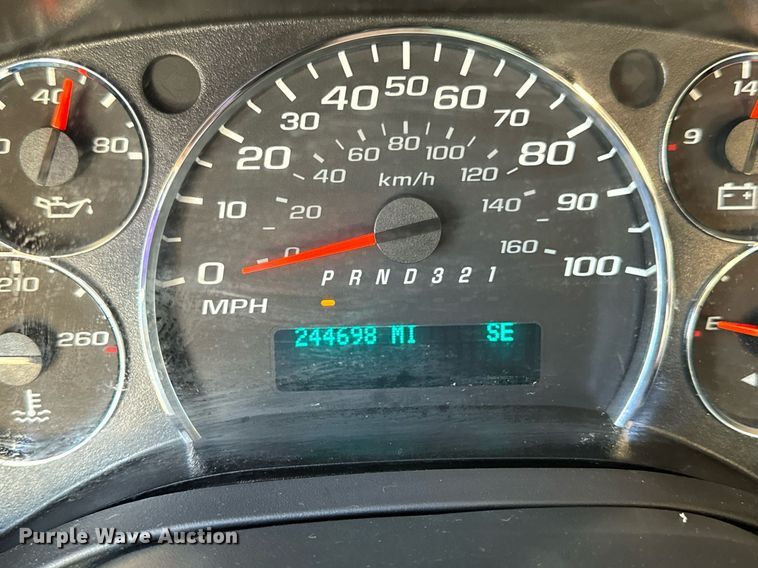 image for item EH6627 2010 Chevrolet Express van