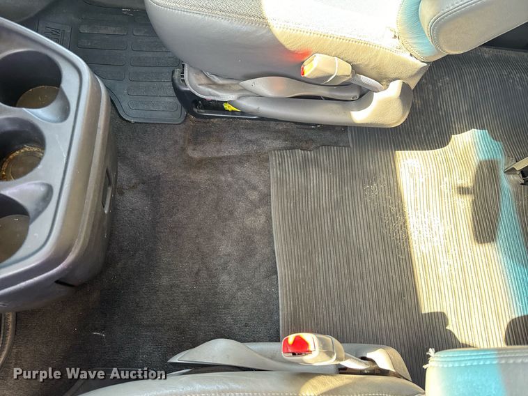 image for item EH6627 2010 Chevrolet Express van