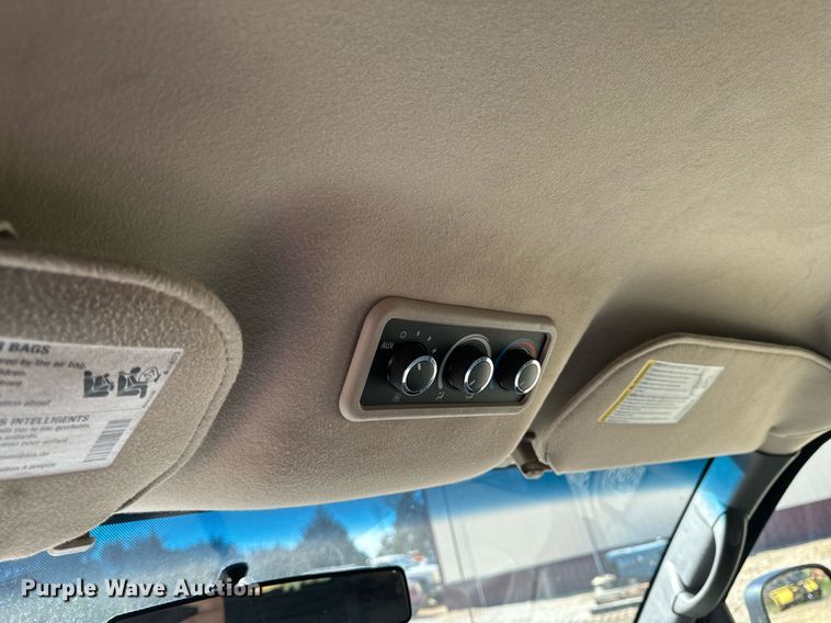 image for item EH6627 2010 Chevrolet Express van