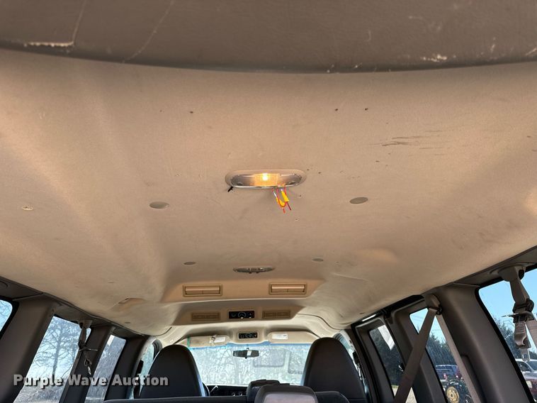 image for item EH6627 2010 Chevrolet Express van